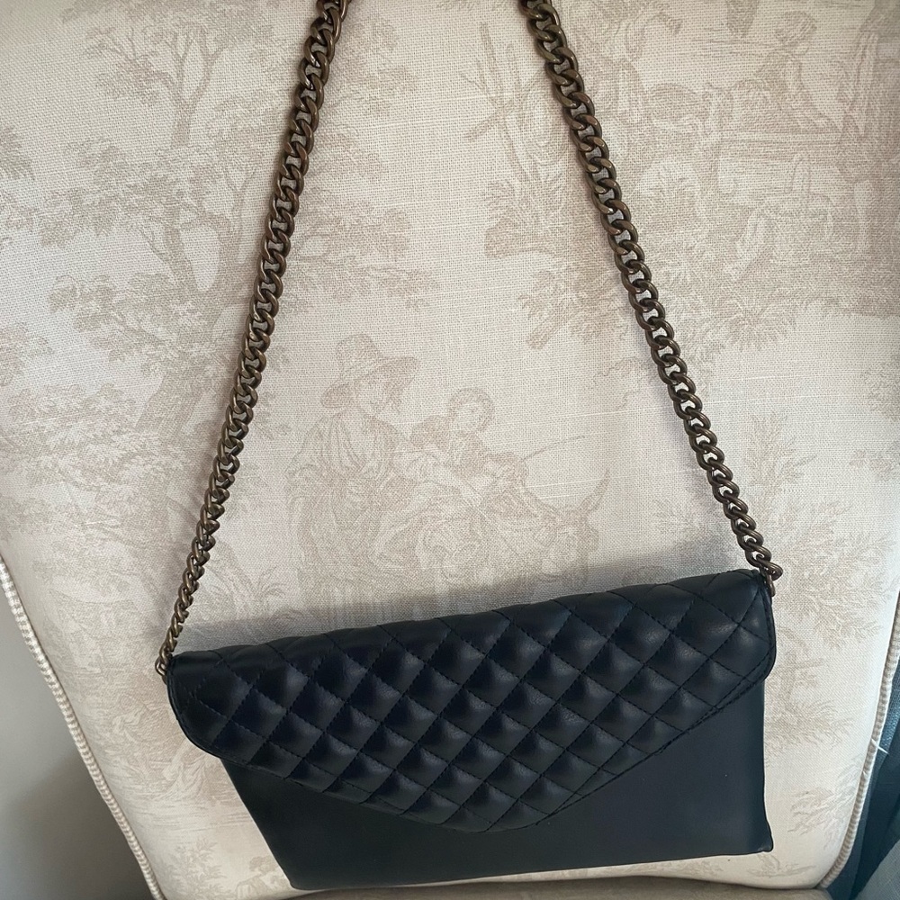 J.Crew Black clutch bag with chain link strap. - Picture 4 of 11